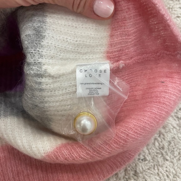 GENERATION LOVE authentic sweater - Picture 6 of 6